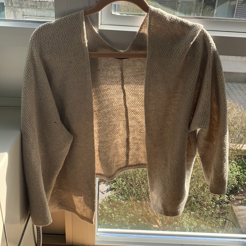Cropped cardi